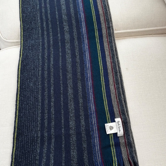 Paul Smith Merino Wool Scarf - Picture 2 of 3